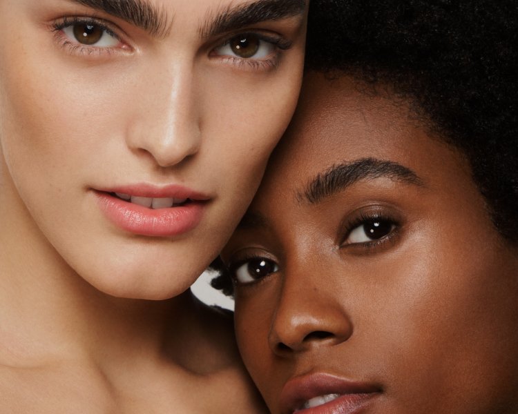 Surreal Skin Foundation Wand