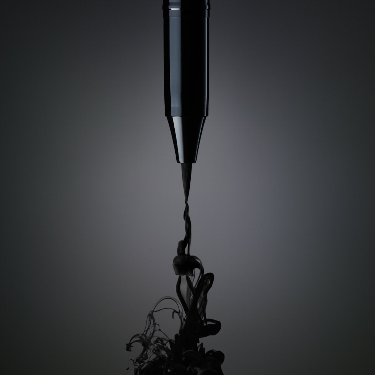 CHAT NOIR - INKY BLACK - refillable inky black eyeliner