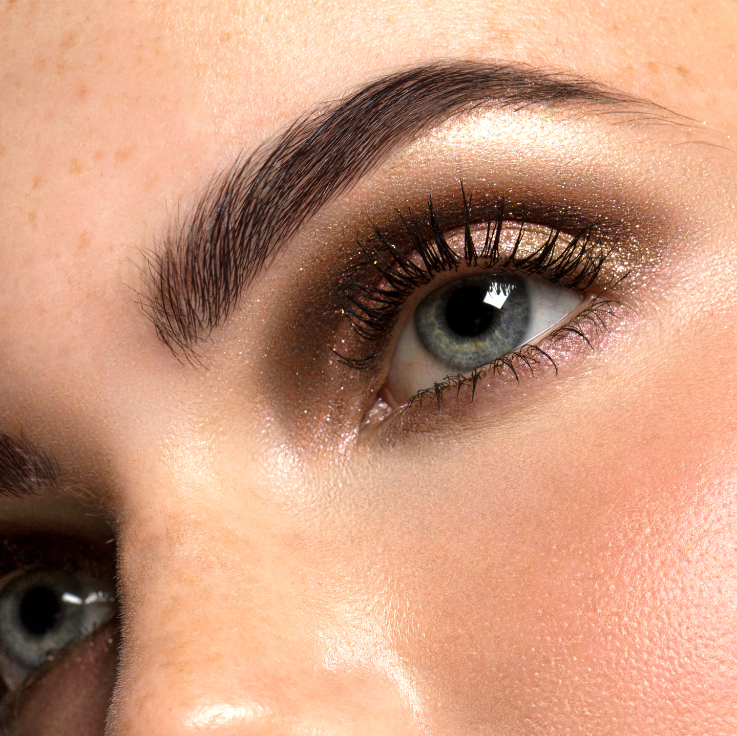 Cosmos Palette - Les Etoiles palette in Cosmos with pressed powder and metallic shadows 